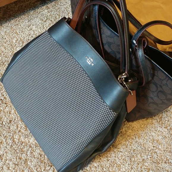 { Coach } Legacy Jacquard Luxury Shoulder Bag - Picture 1 of 5